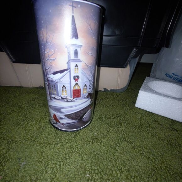 Lighted Scenic Snowy Church & Horse Drawn Sleigh Hurricane Lamp - New - Picture 1 of 4